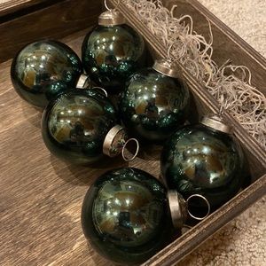 Ornaments (6 piece set)